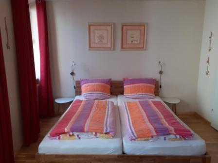 Gastehaus Sabine Hotel Zell an der Mosel Luaran gambar